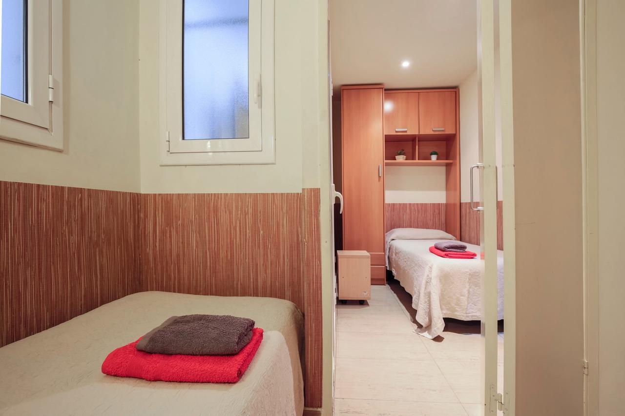 Aparteasy - Family Apartment Sant Antoni Barcelona Exteriér fotografie